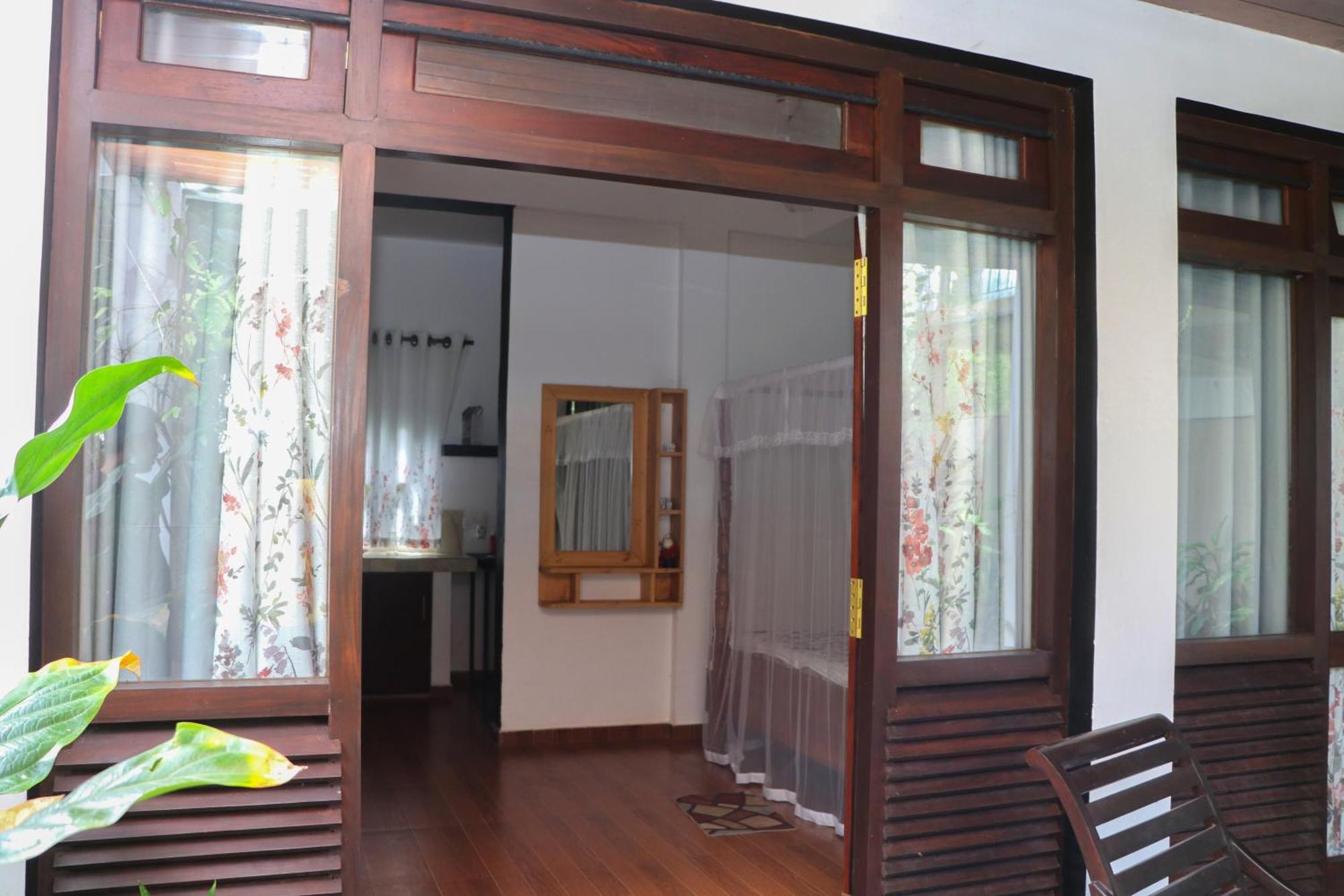 Villa A & A Hikkaduwa Ngoại thất bức ảnh