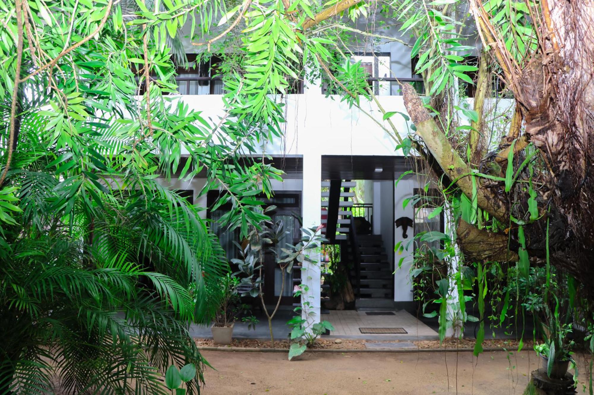 Villa A & A Hikkaduwa Ngoại thất bức ảnh