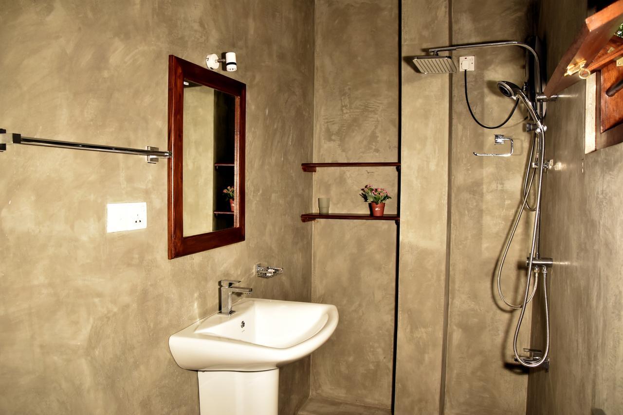 Villa A & A Hikkaduwa Ngoại thất bức ảnh