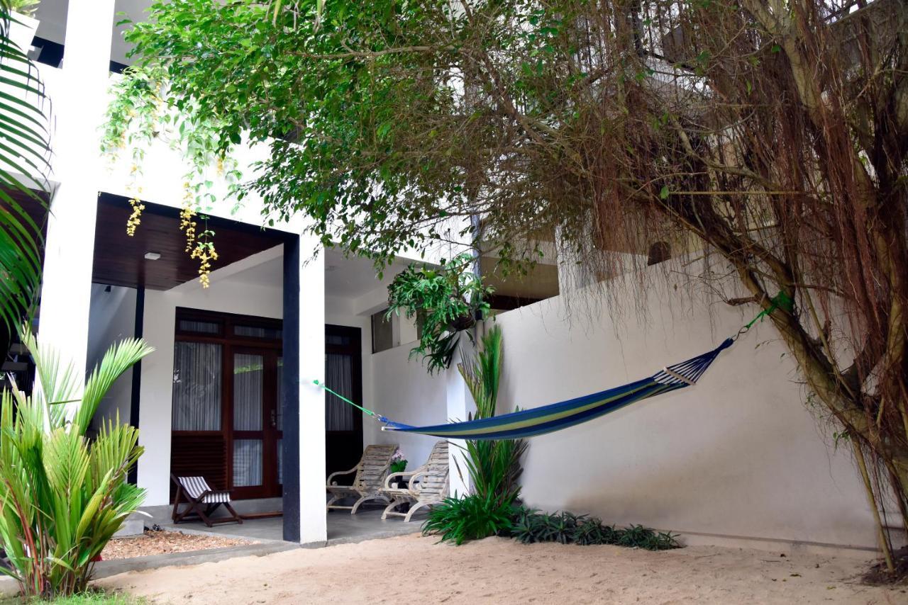 Villa A & A Hikkaduwa Ngoại thất bức ảnh