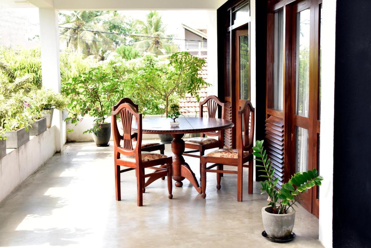 Villa A & A Hikkaduwa Ngoại thất bức ảnh